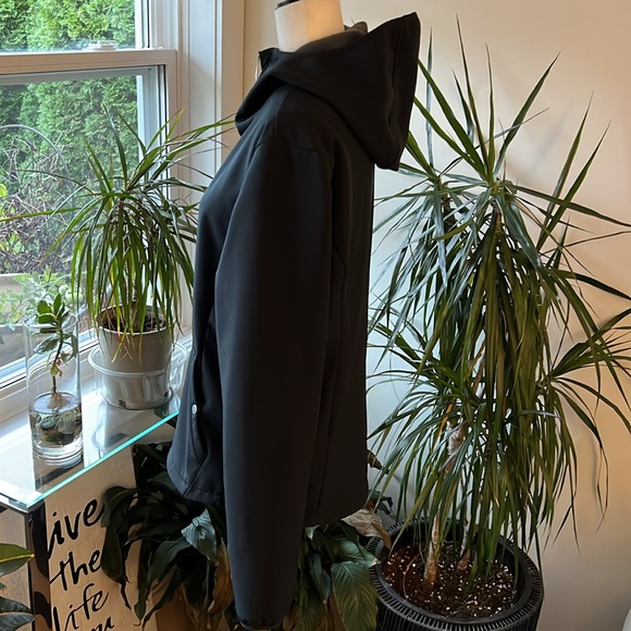 Bench jacket size extra large black outside, gray interior excellent condition - Picture 5 of 12